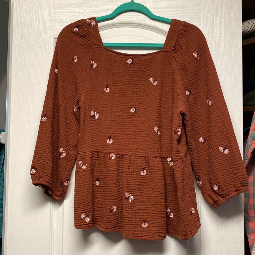 Madewell amie floral embroidered lightspun millbrook puff-sleeve peplum top